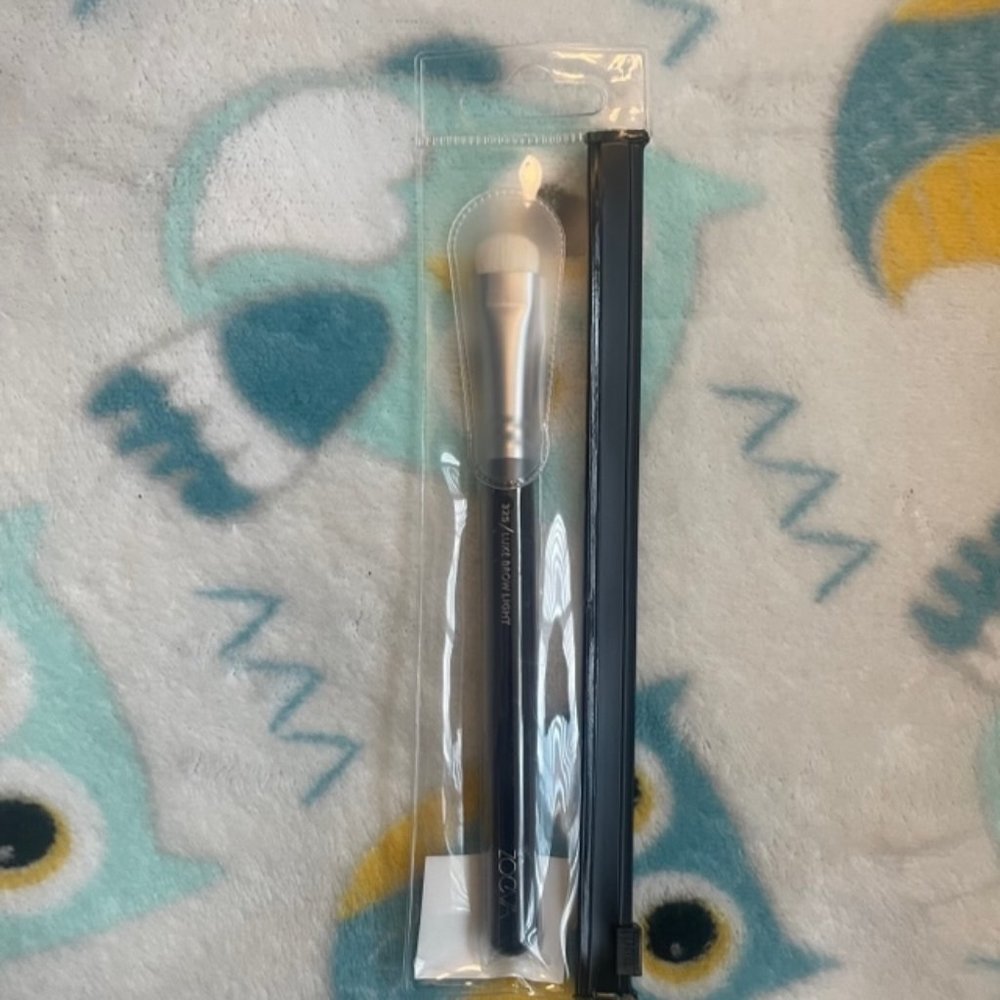 Zoeva 325 Luxe Brow/Eyeshadow Brush